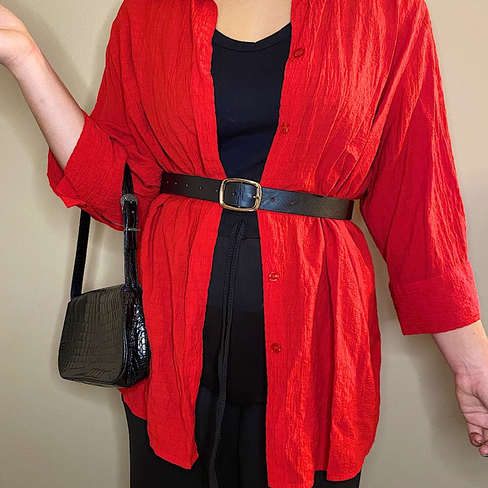Stretch white stag brand red blouse